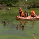 सीतापुर जिले में बच्चे का मुंडन संस्कार कराने जा रहे ग्रामीणों से भरी ट्रैक्टर ट्रॉली तालाब में गिरी, 10 की मौत